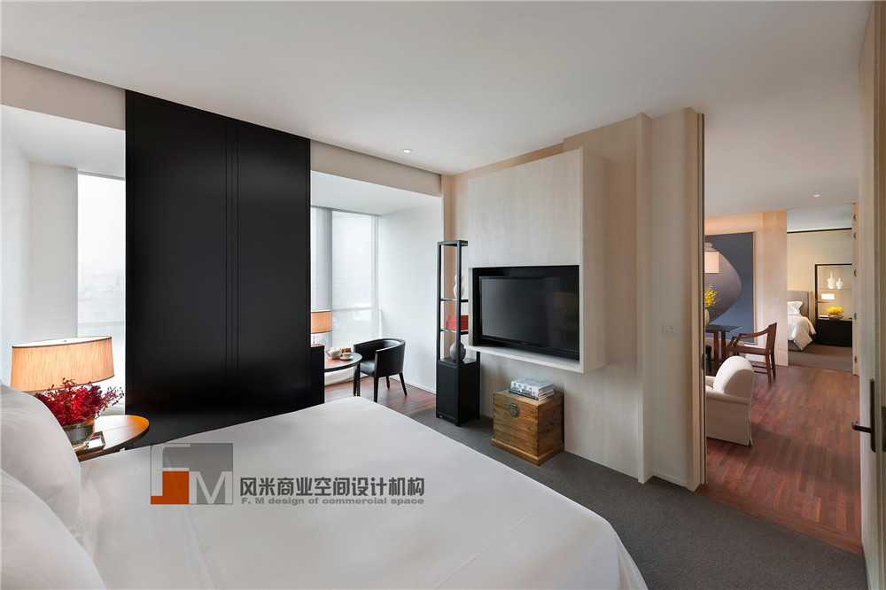 為了這家酒店，志明與春嬌從香港飛到了臺(tái)北！